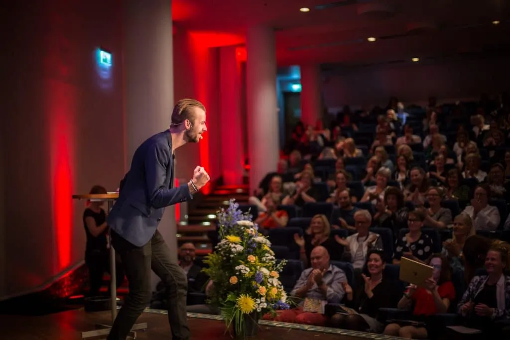 Staffan Taylor anlitar Agenci